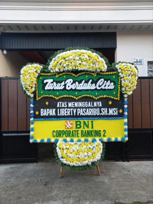 Papan Bunga Duka di Salembaran Jaya