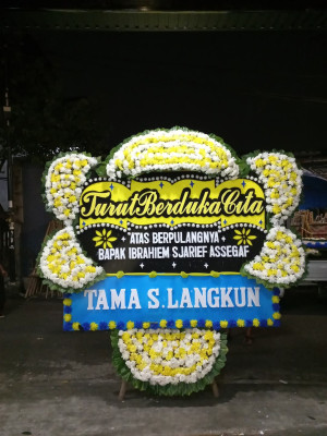 Papan Bunga Duka di Salembaran Jaya