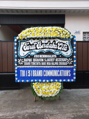 Papan Bunga Duka di Salembaran Jaya